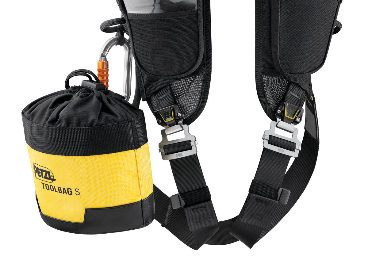 PETZL NEWTON EASYFIT HARNESS - Image 4